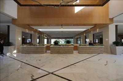 фото отеля The Grand New Delhi