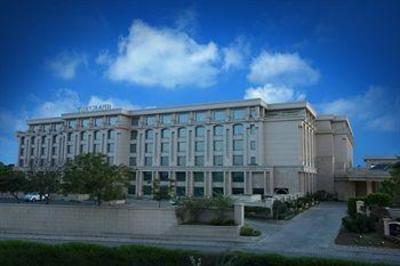 фото отеля The Grand New Delhi