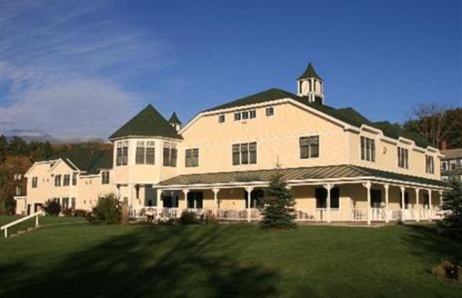 фото отеля Snowflake Inn