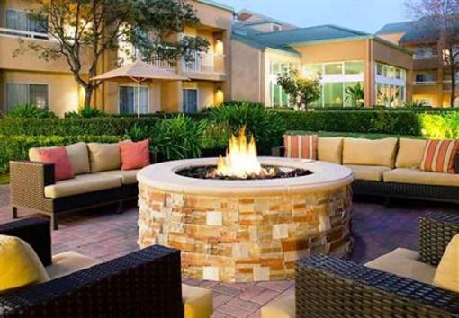 фото отеля Courtyard Hotel San Mateo Foster City