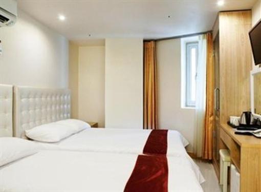 фото отеля Hotel Cozy Myeongdong