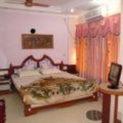 фото отеля Hotel Parbati International