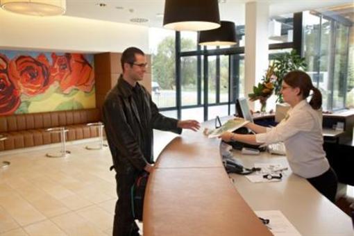 фото отеля Kurhotel Pirawarth