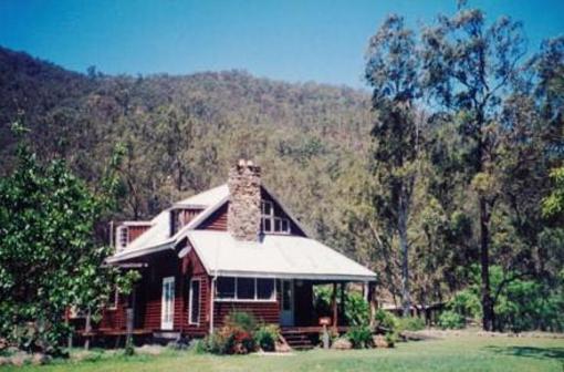 фото отеля Clarence River Wilderness Lodge