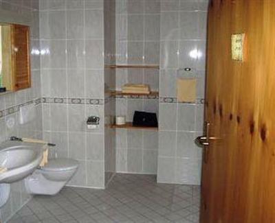 фото отеля Landhotel Niederthaler Hof Schlossbockelheim