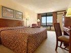фото отеля Super 8 Loudon