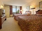 фото отеля Super 8 Loudon