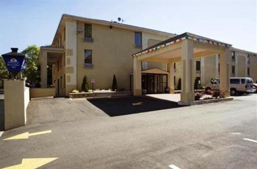 фото отеля Americas Best Value Inn @ Newark Airport