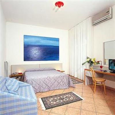 фото отеля Hotel Luna Sirmione