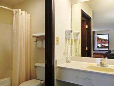 фото отеля Days Inn Oneonta