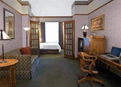 фото отеля The Silversmith Hotel & Suites