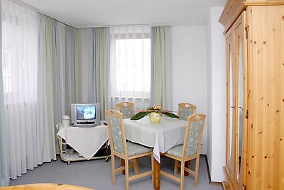 фото отеля Gasthaus zum Hirschen