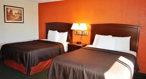 фото отеля AmericInn Motel Plymouth