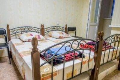 фото отеля Hostel Crown