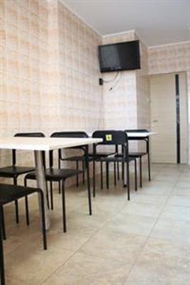 фото отеля Hostel Crown
