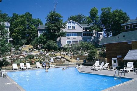 фото отеля Delta Rocky Crest Resort