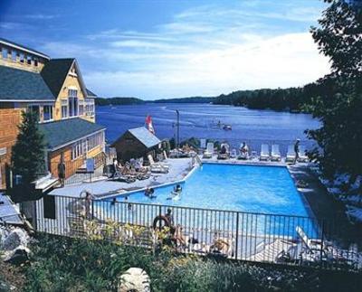 фото отеля Delta Rocky Crest Resort