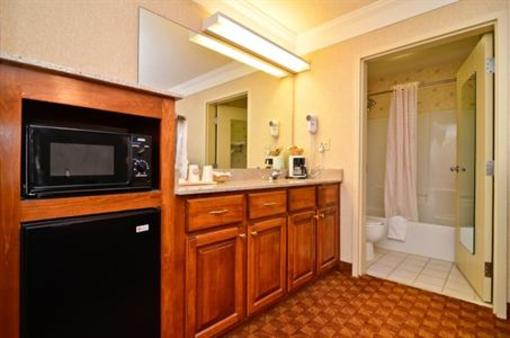 фото отеля Best Western Inn & Suites Hawkinsville