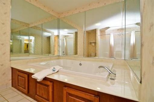 фото отеля Best Western Inn & Suites Hawkinsville