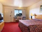 фото отеля Super 8 Crescent City