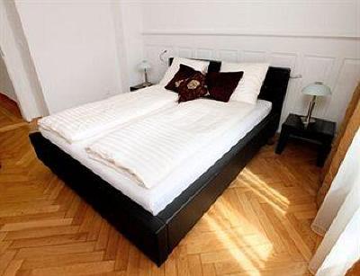 фото отеля Guest House Dienerstrasse