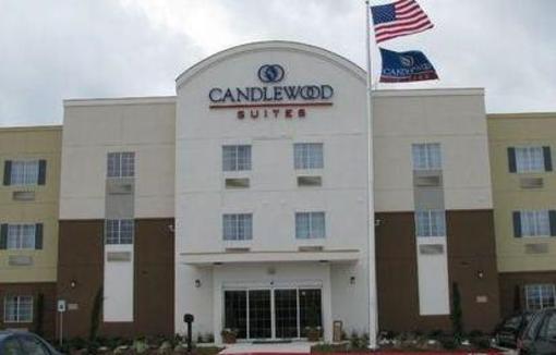 фото отеля Candlewood Suites Victoria