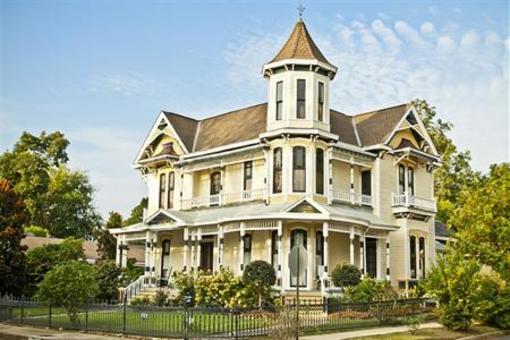фото отеля A Painted Lady Of Columbus Bed and Breakfast