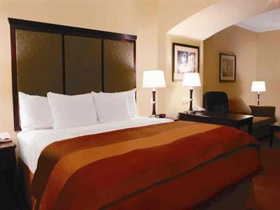 фото отеля La Quinta Inn & Suites Desoto