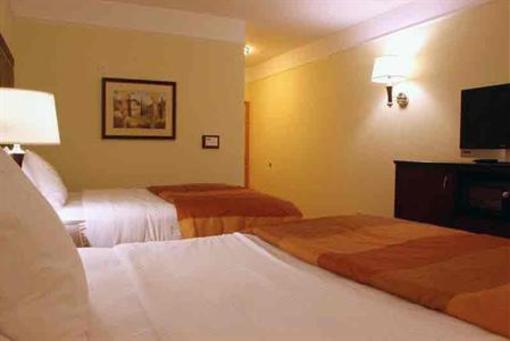 фото отеля La Quinta Inn & Suites Desoto