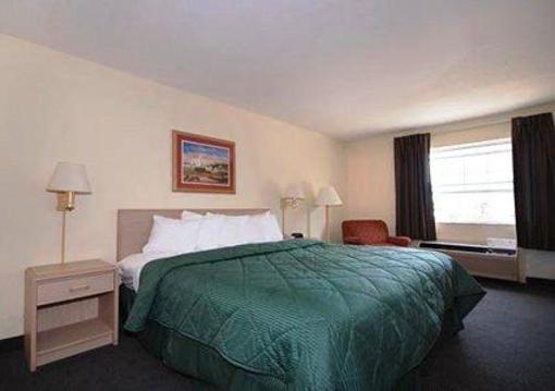 фото отеля Comfort Inn Beacon Marina