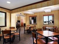Baymont Inn & Suites Waterloo