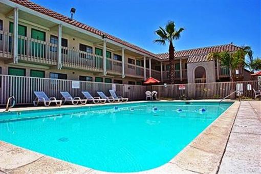 фото отеля Motel 6 Bakersfield Buttonwillow