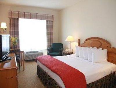 фото отеля Baymont Inn and Suites Waunakee