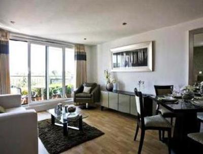 фото отеля Apartments at The Atrium Hotel Camberley