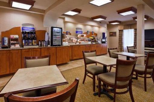 фото отеля Holiday Inn Express & Suites Kimball