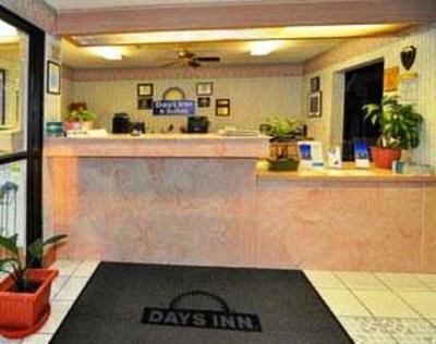 фото отеля Days Inn North Tyndall Panama City Callaway