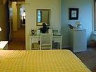 фото отеля Pelican Path Bed and Breakfast by the Sea