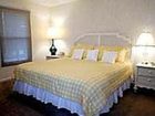 фото отеля Pelican Path Bed and Breakfast by the Sea