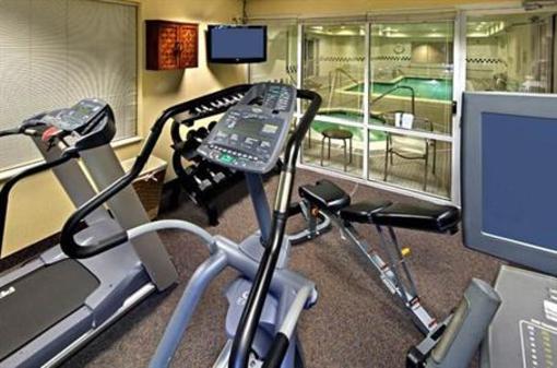 фото отеля SpringHill Suites Mystic Waterford