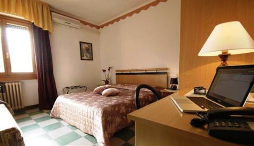 фото отеля Hotel Italia Garda