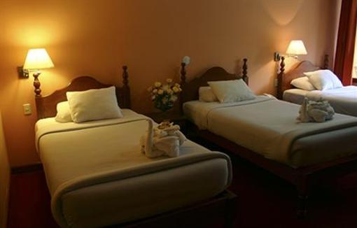 фото отеля Hostal El Santuario