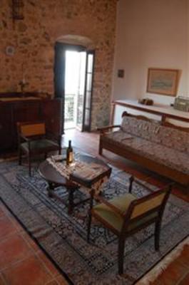 фото отеля Guesthouse Kellia