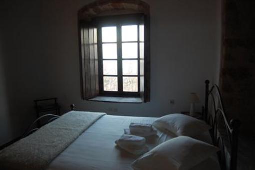 фото отеля Guesthouse Kellia