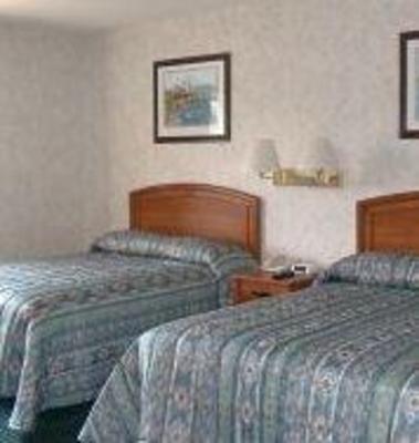 фото отеля Red Carpet Inn and Suites Canandaigua