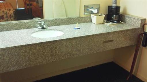 фото отеля Enterprise Inn & Suites