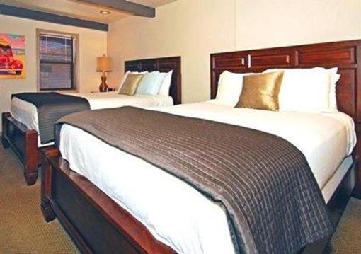 фото отеля Rodeway Inn & Suites Downtowner-Rte 66