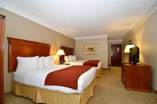 фото отеля Best Western Plus Madisonville Inn