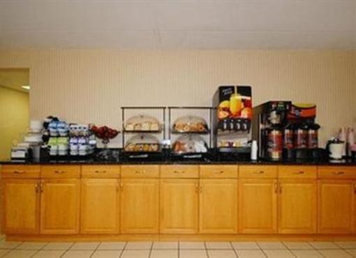 фото отеля Comfort Inn Oxon Hill