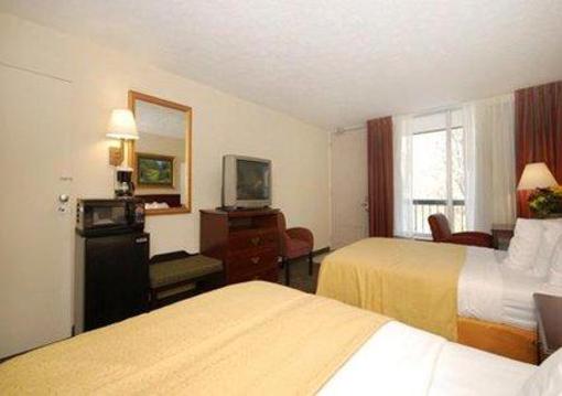 фото отеля Quality Inn Phenix City