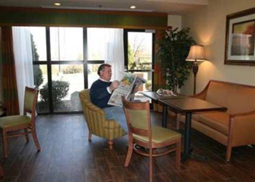 фото отеля Hampton Inn New Albany
